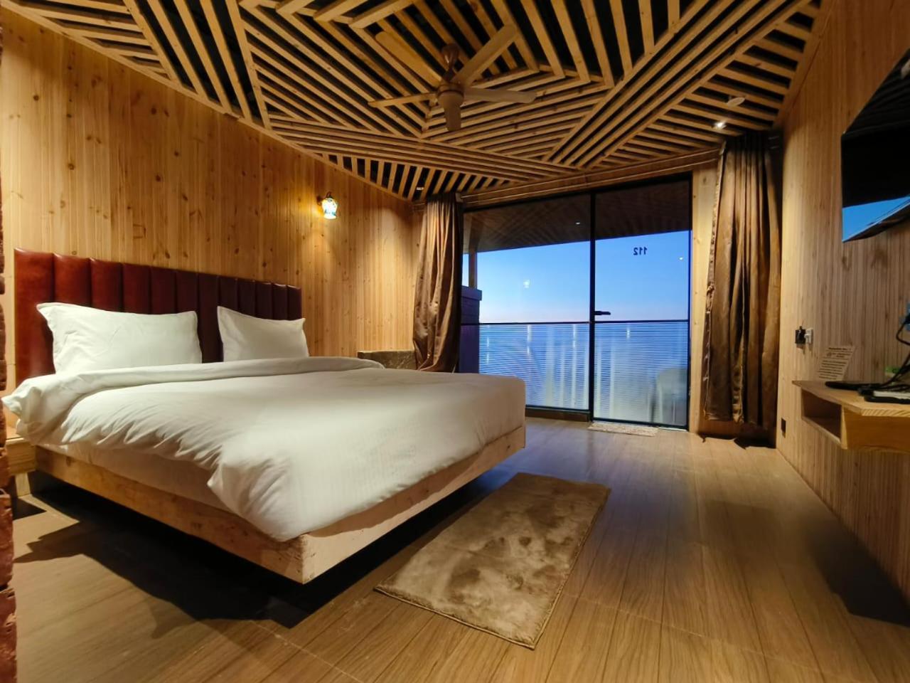Arc Valley Resort มหาบาเลชวาร์ ภายนอก รูปภาพ