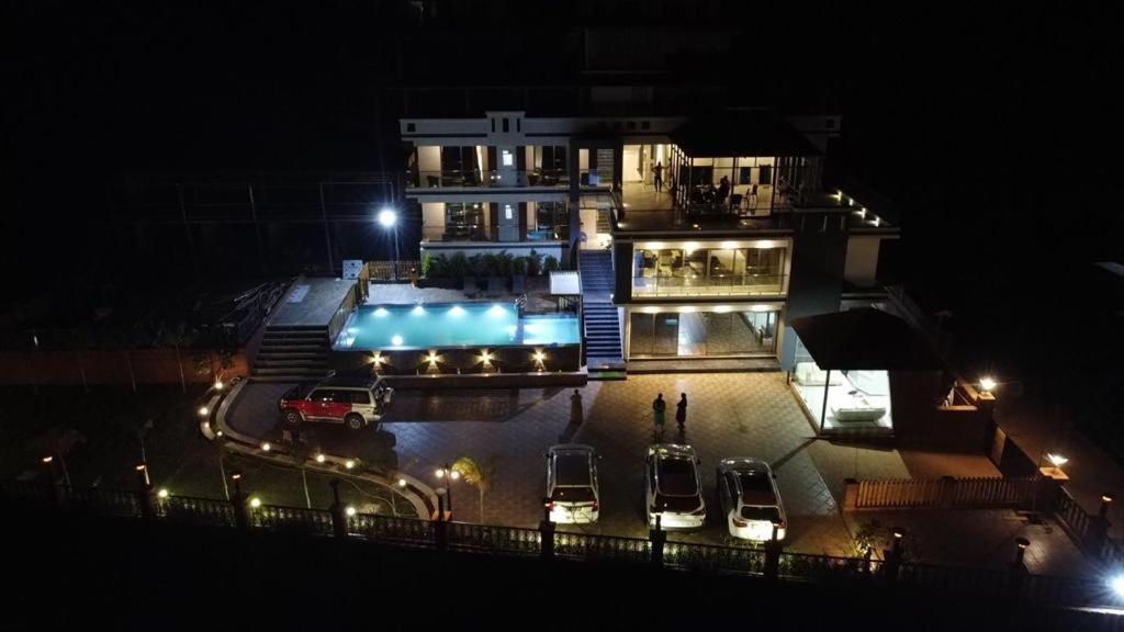 Arc Valley Resort มหาบาเลชวาร์ ภายนอก รูปภาพ