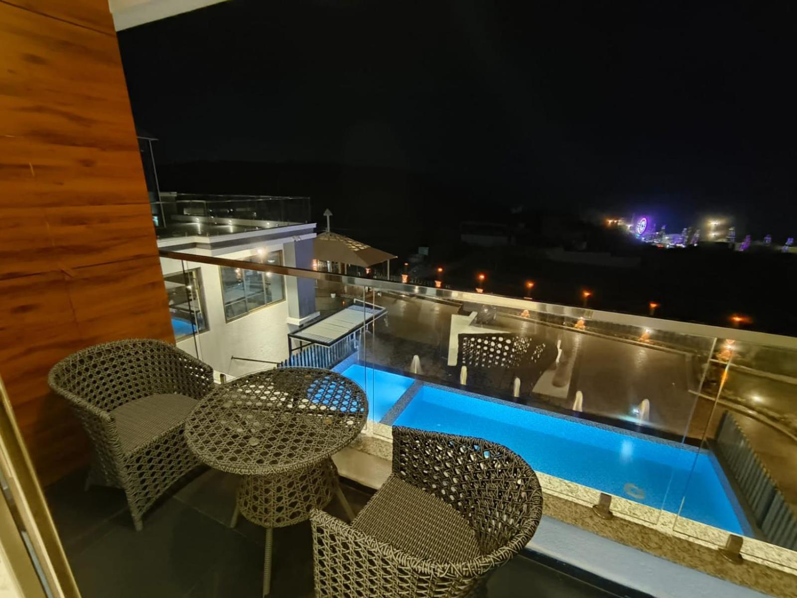 Arc Valley Resort มหาบาเลชวาร์ ภายนอก รูปภาพ